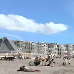 Appartement De 2 Chambres A Le Touquet Paris Plage A 100 M De La Plage Avec Vue Sur La Mer Terrasse Amenagee Et Wifi